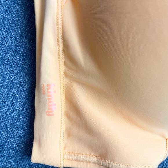 Kindly Crossover Wire Free Bra Women's size L Orange - Picture 2 of 7